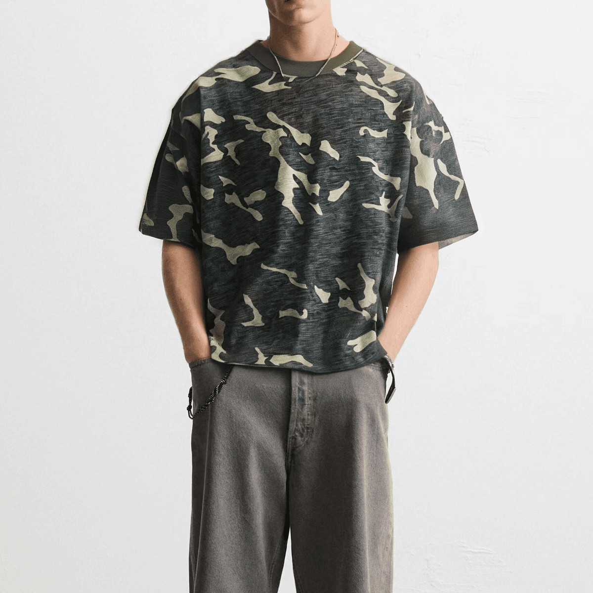 Unisex Camo Cropped Oversized T-shirt