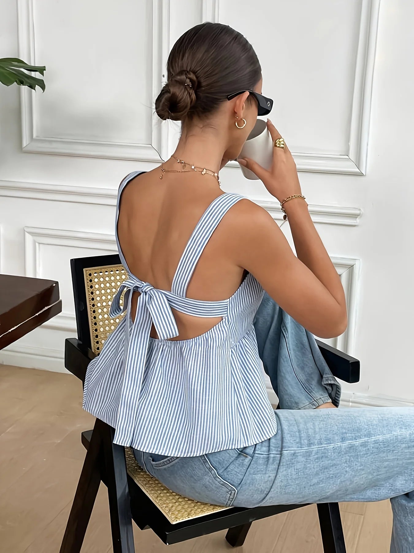 Women's Knot Tie Top